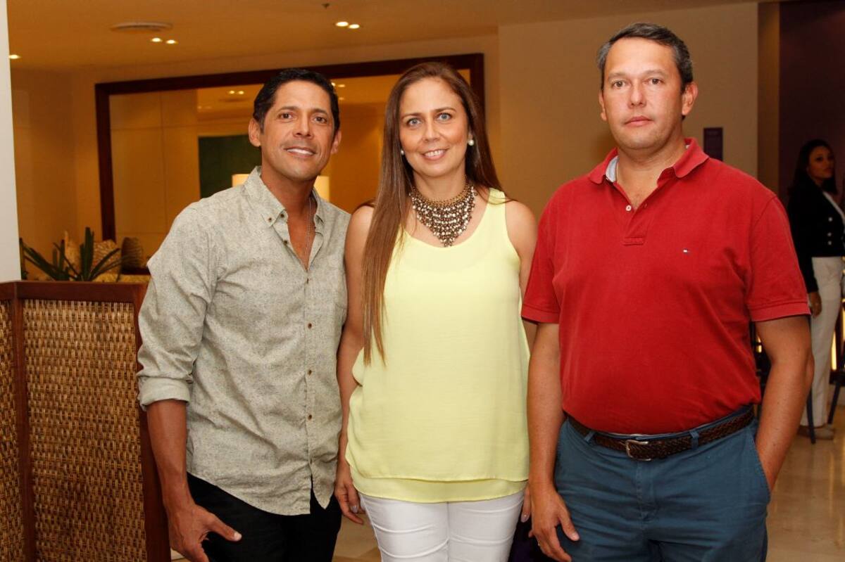 Carlos Holguín, Gloria Madriñán y Rodrigo Trujillo.