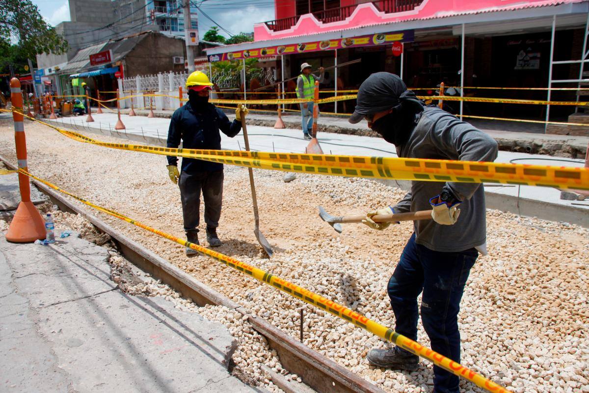 Así avanza la rehabilitación de la calle El Mamón, en El Bosque