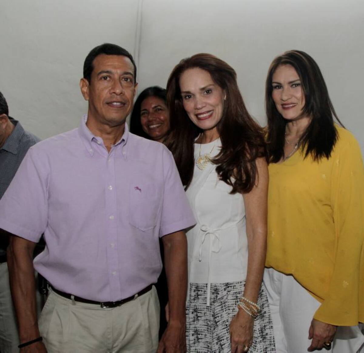 Jorge Sandoval, Adriana Espinosa y Patricia Espinosa. MARUJA PARRA