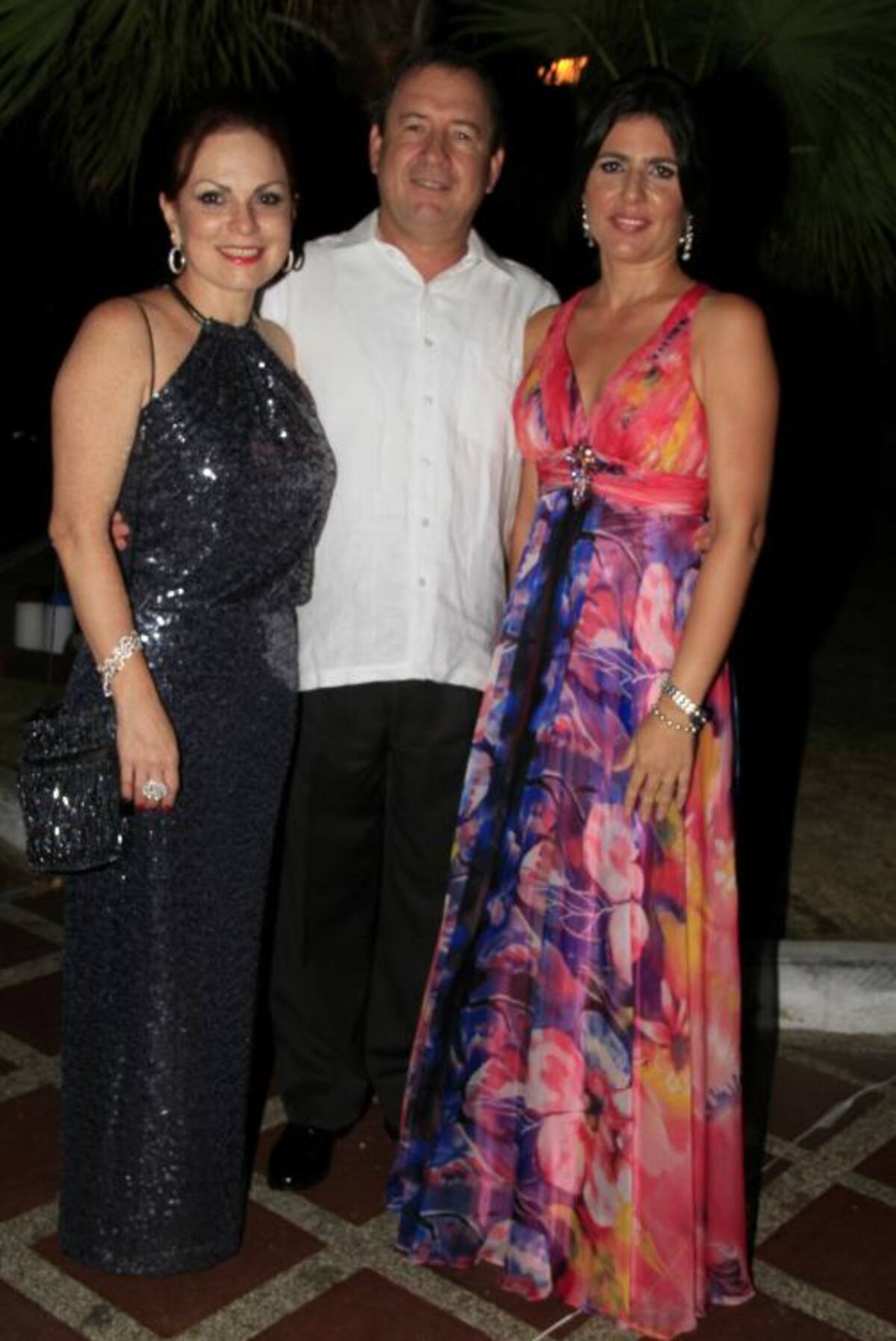 Martha de Blain, Henry Blain y y Margarita Perdomo.