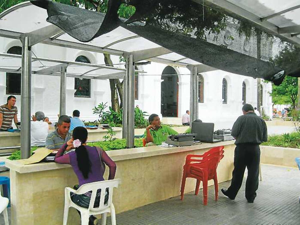 Los escribientes se mojan cuando llueve.