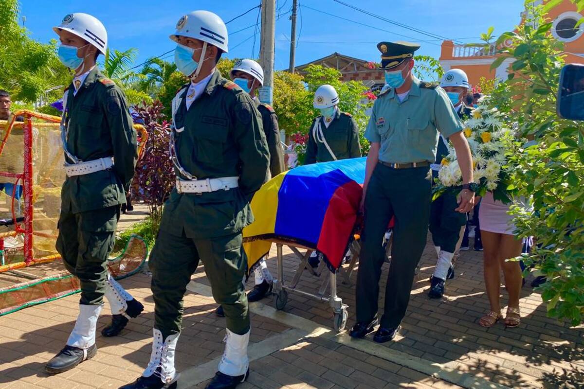 Policía rindió homenaje póstumo al patrullero sucreño Edwin Zapata Alvis