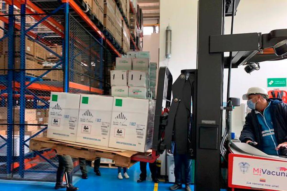 Vacunación COVID-19: Colombia recibió 339.300 dosis de Pfizer