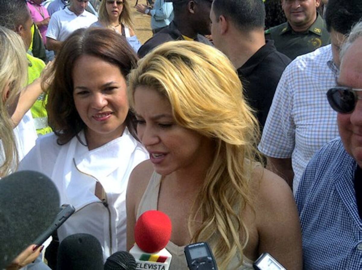 Shakira reconoció el interés de la alcaldesa Judith Pinedo en invertir en zonas "donde otros habían tirado la toalla. ALVARO CÁRCAMO OYAGA - EL UNIVERSAL -