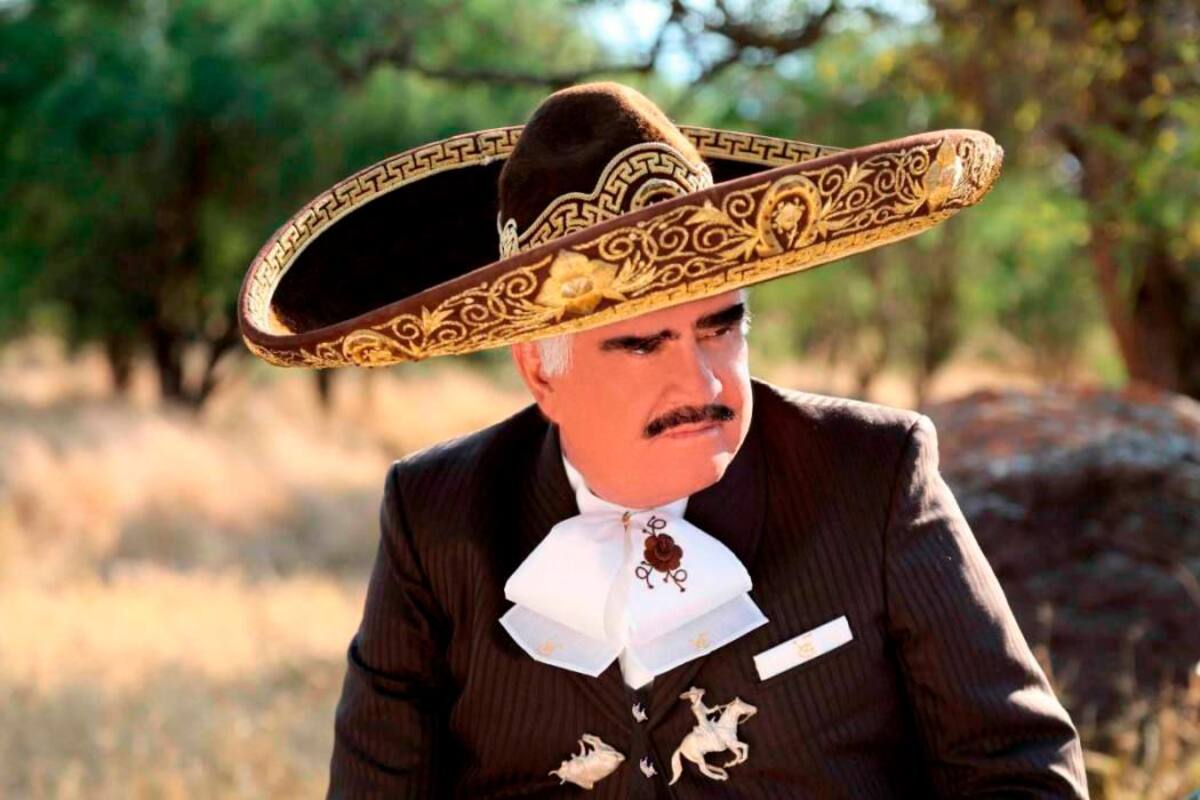 Televisa estrenará serie de Vicente Fernández, pese a demanda de la familia