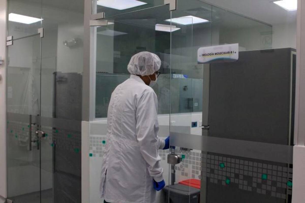 Laboratorio de la UdeC recibe aval para hacer pruebas de COVID-19