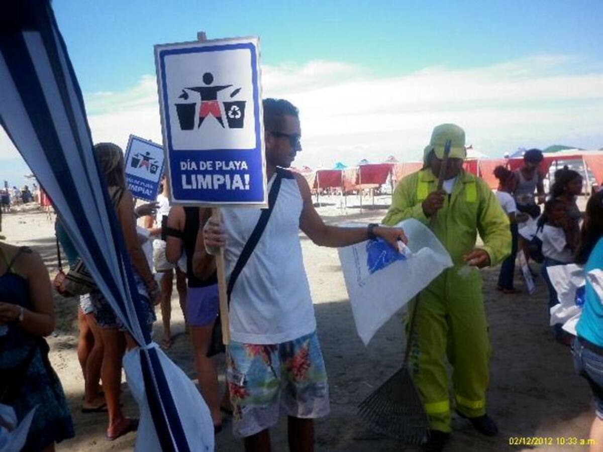 Con el mensaje ambiental sobre el enorme valor de mantener limpias las playas, se busca comprometer a todos los usuarios de estos espacios, para que manejen adecuadamente sus residuos.