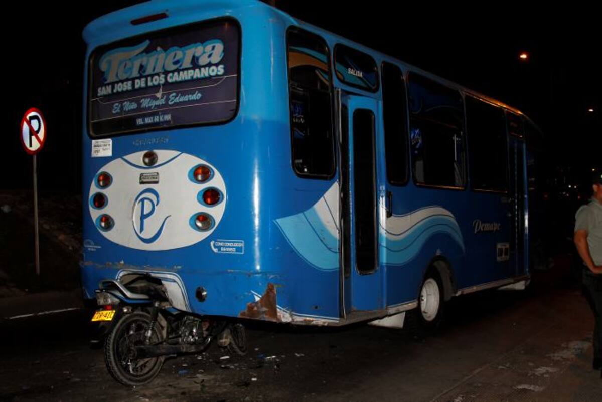 Accidente Camino del Medio. FOTO: KAILLINE GIRALDO-EL UNIVERSAL