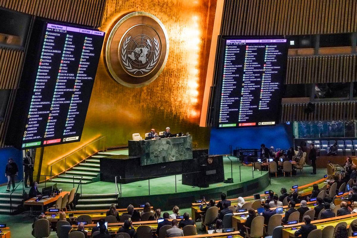 Asamblea General de la ONU aprueba llamar al “cese de hostilidades” en Gaza