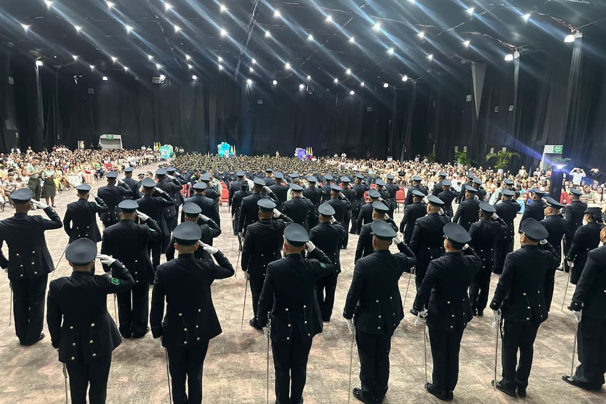 155 policías de Bolívar ascendieron durante ceremonia en Cartagena