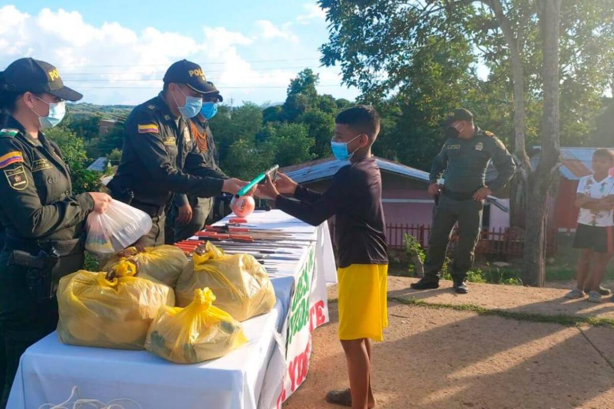 Pandilleros se desarman voluntariamente