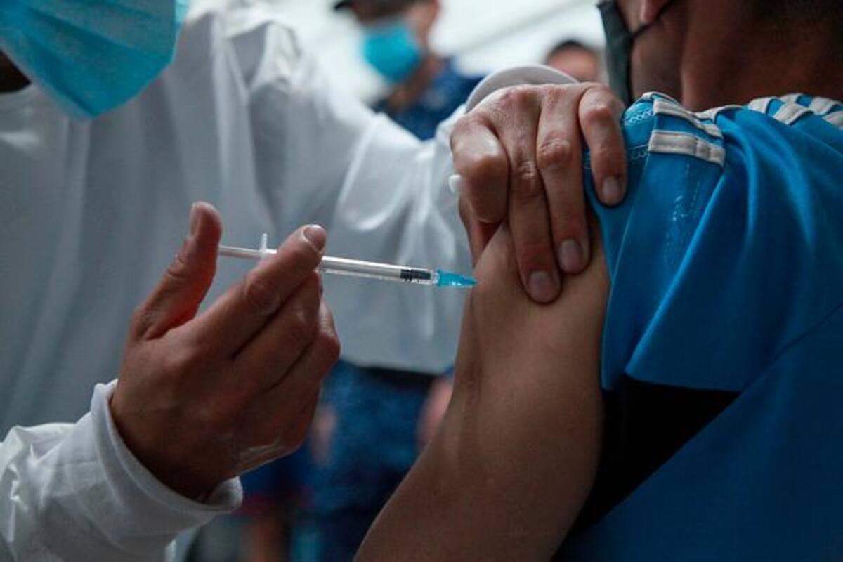 El miércoles se aplicaron 284.298 vacunas contra el COVID-19 en Colombia