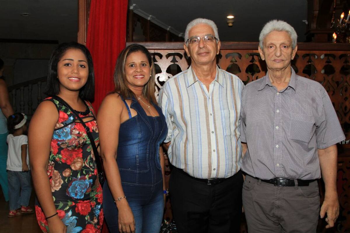 Yolidis Díaz, Nelly Fonseca, Enrique Jatib y Antonio Jatib.