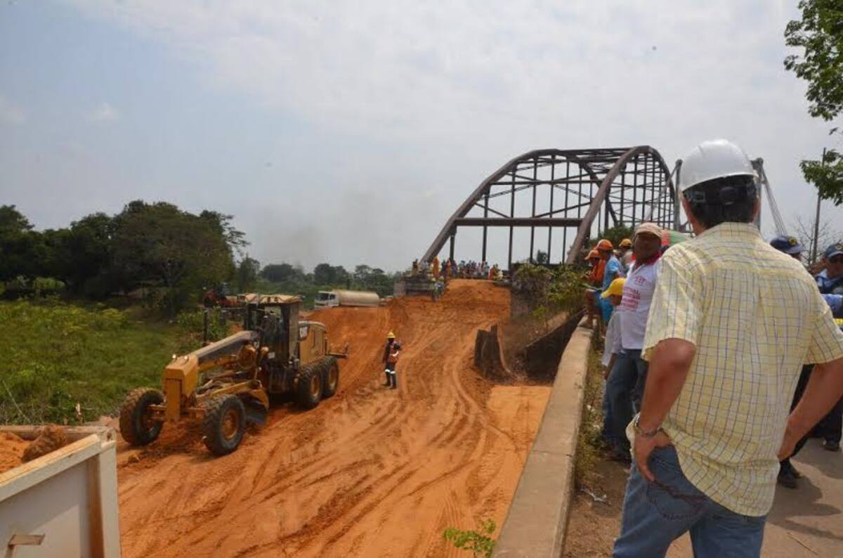 La comunicación entre El San Jorge y La Mojana fue restablecida ayer, luego de la adecuación de accesos al nuevo puente de Guayepo. CORTESÍA