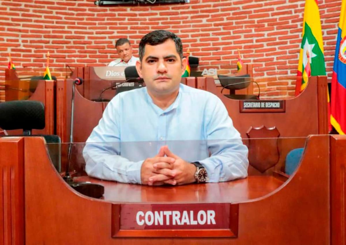 Rafael Castillo Fortich, contralor distrital (e).