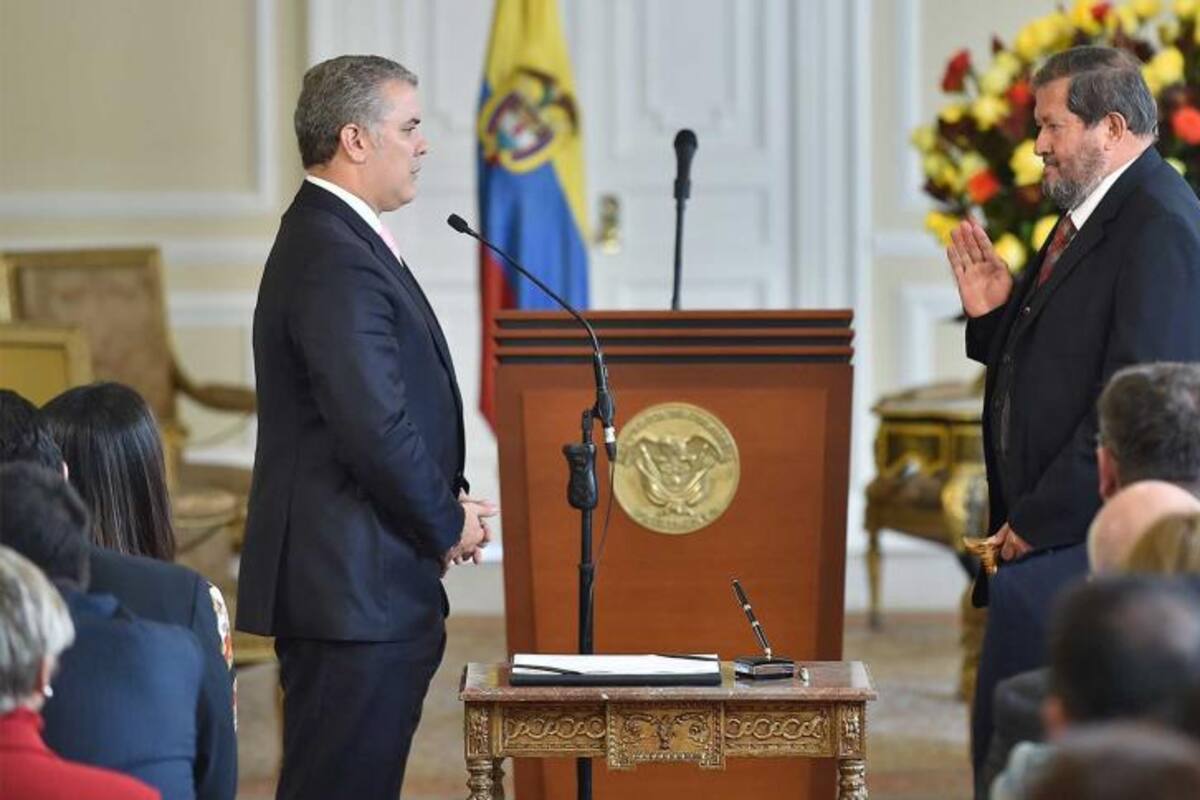 Duque posesionó a Angelino Garzón como embajador en Costa Rica