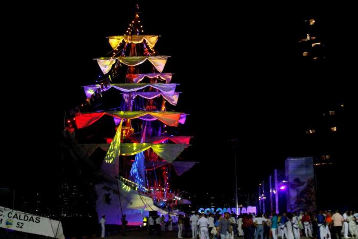 El embajador flotante, Buque ARC Gloria, atracó en Cartagena