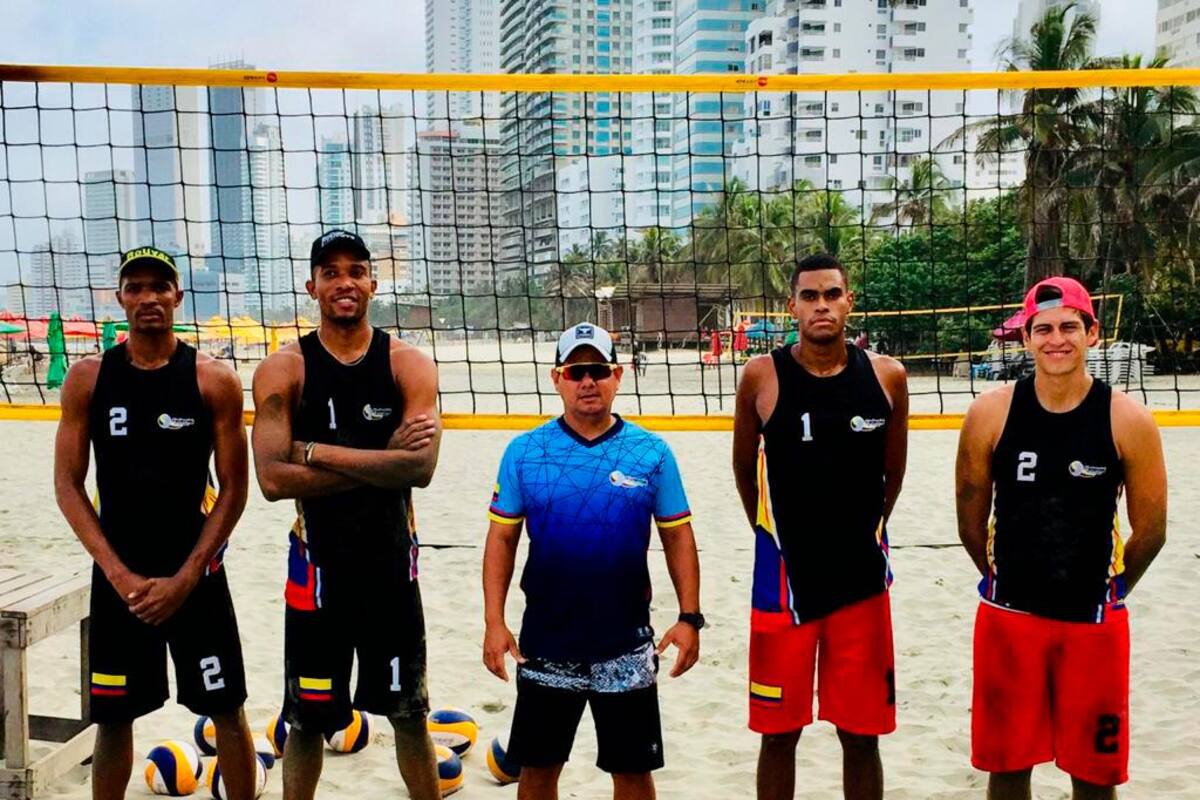 Denis y Rivas, dupla de Bolívar, representarán a Colombia en torneo de voleibol playa en Uruguay