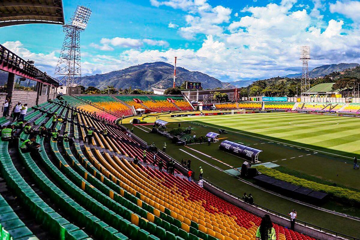 Colombia ya salió para el estadio Alfonso López para enfrentar a Brasil