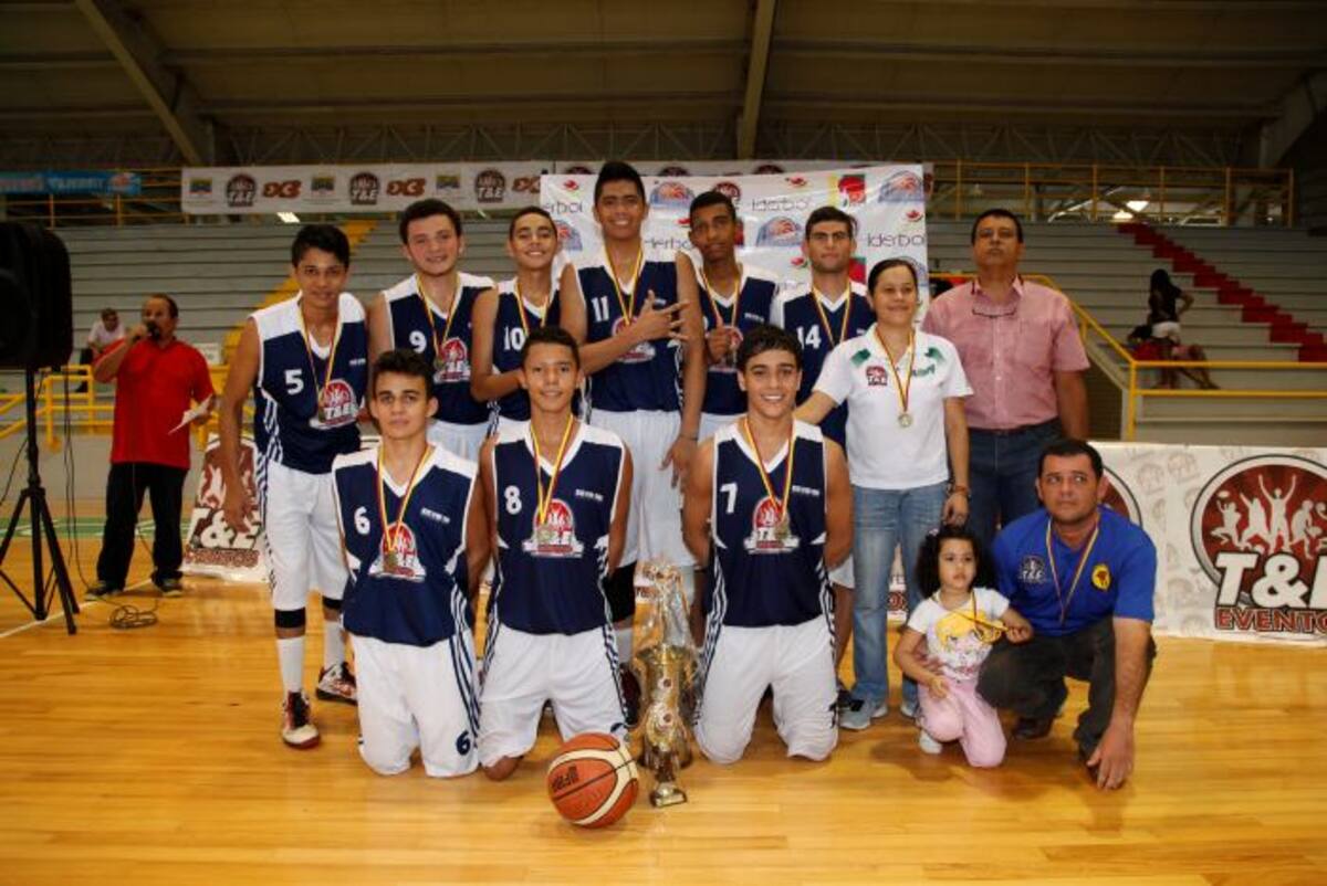 Revelación 2000 del Cesar, campeón. Aroldo Mestre-El Universal