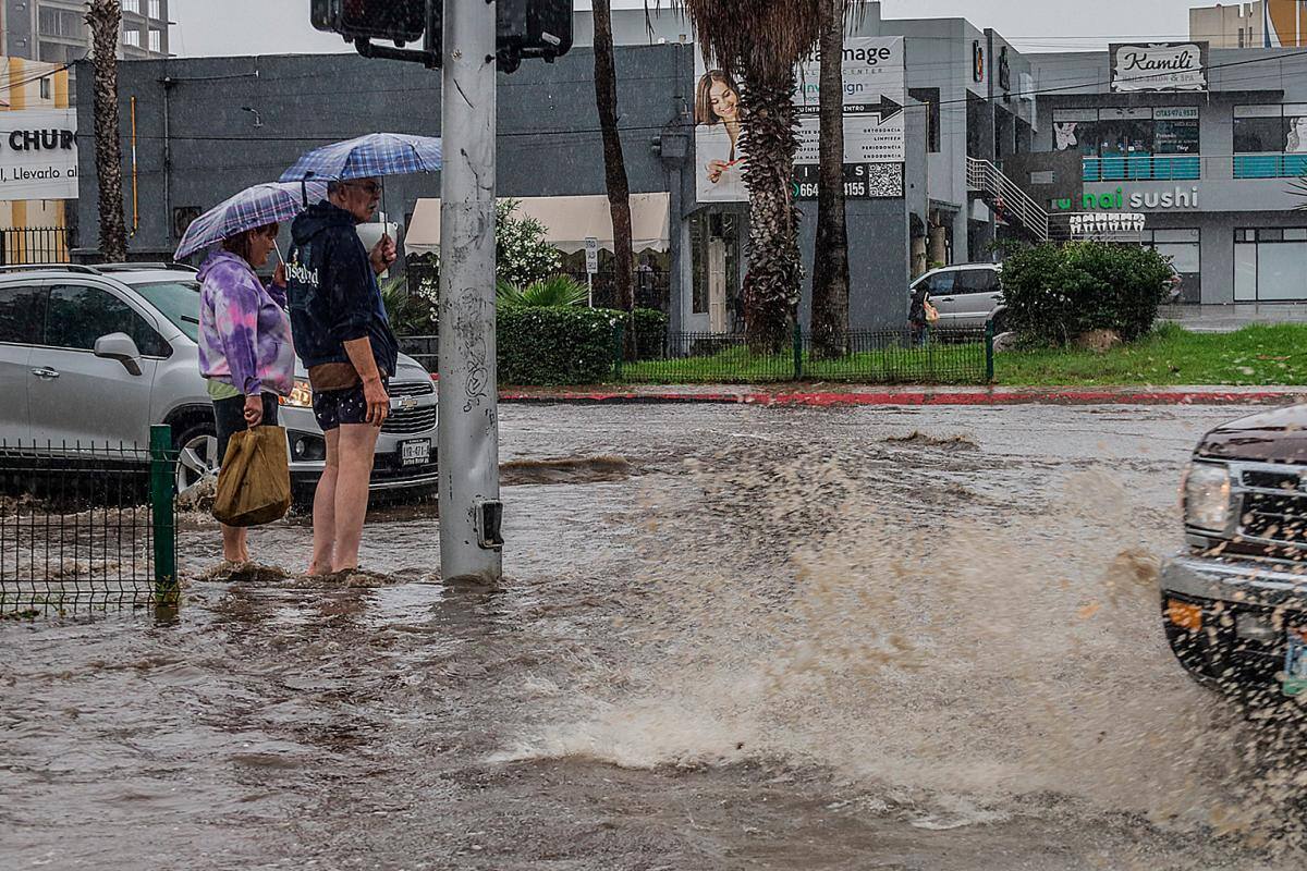 La tormenta tropical Hilary deja algunos muertos en México