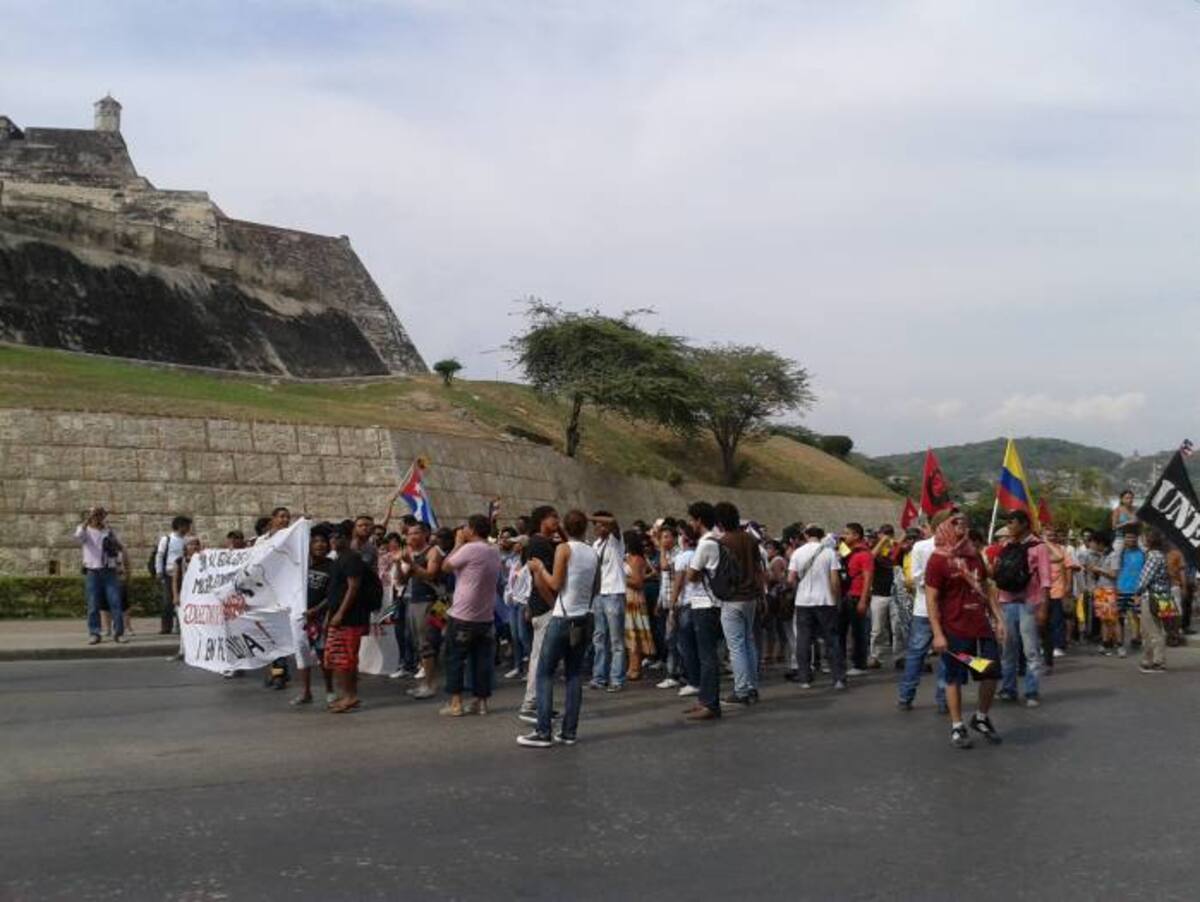 Marcha Cumbre de los Pueblos Luisa Santiaga