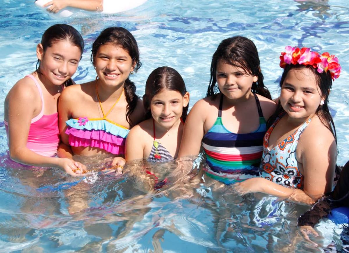 María Paula Díaz, Isabella De La Parra, María Alejandra Sierra, Catalina Quintana y la cumplimentada, Hannia Paola Barrios Bermúdez. Zenia Valdelamar/El Universal/