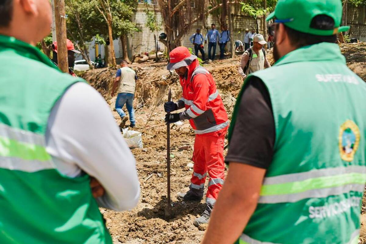 Recuperaran esquina en El Campestre que se había convertido en un basurero