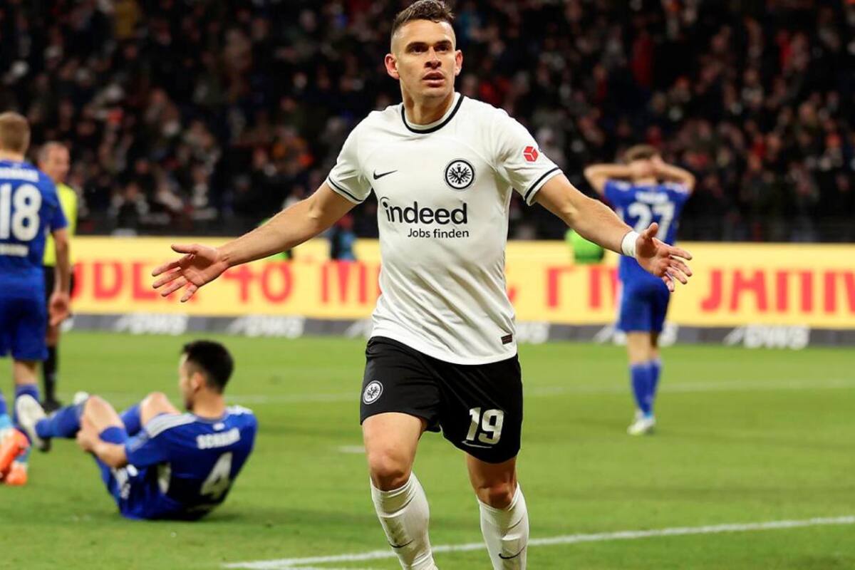 Video: Rafael Santos Borré convirtió un golazo en la victoria de su equipo