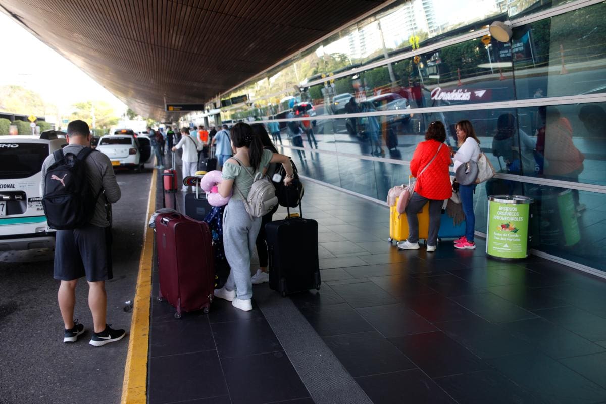 El efecto Viva ‘vuela’ a la hotelería y agencias de viajes
