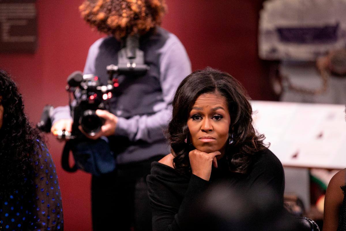 Seguir a Michelle Obama por el mundo, el encargo que recibió Nadia Hallgren