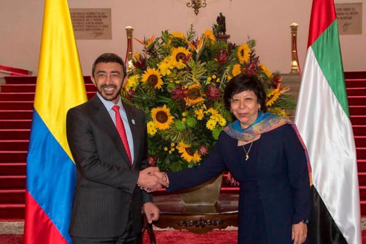 Emiratos Árabes y Colombia firman acuerdo de exención de visa