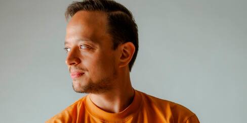 Daniel Piedra Soto trae un nuevo concepto con su álbum “Exousia”