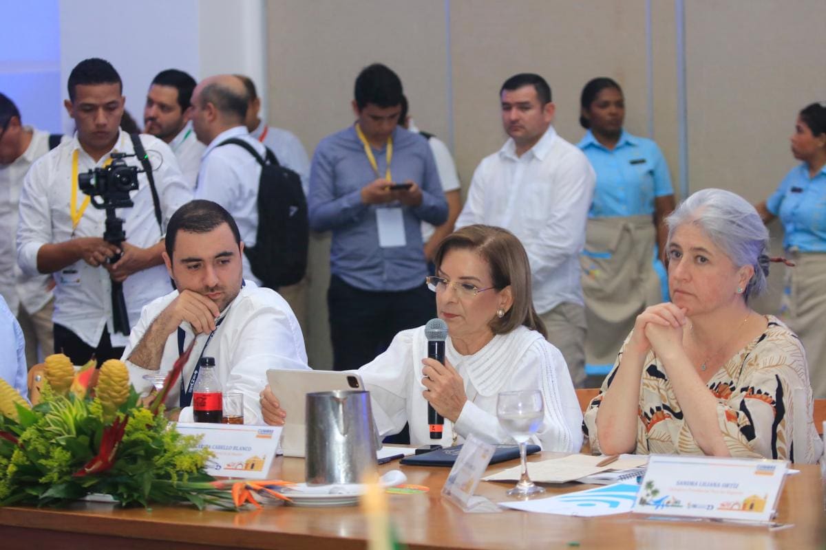 Procuradora Cabello hace llamado a gobernadores por paridad en administraciones