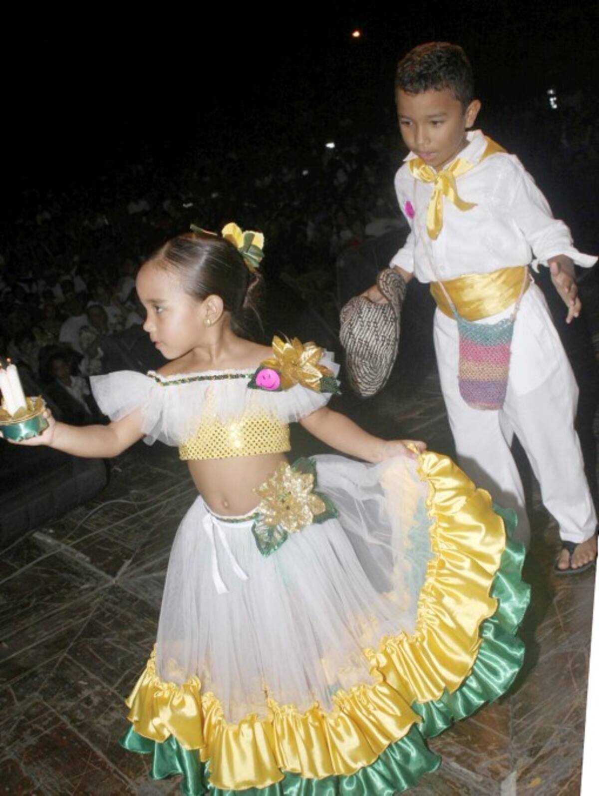 Juan Diego y Luz Karime Álvarez. FOTOS MANUEL SANTIAGO PÉREZ.