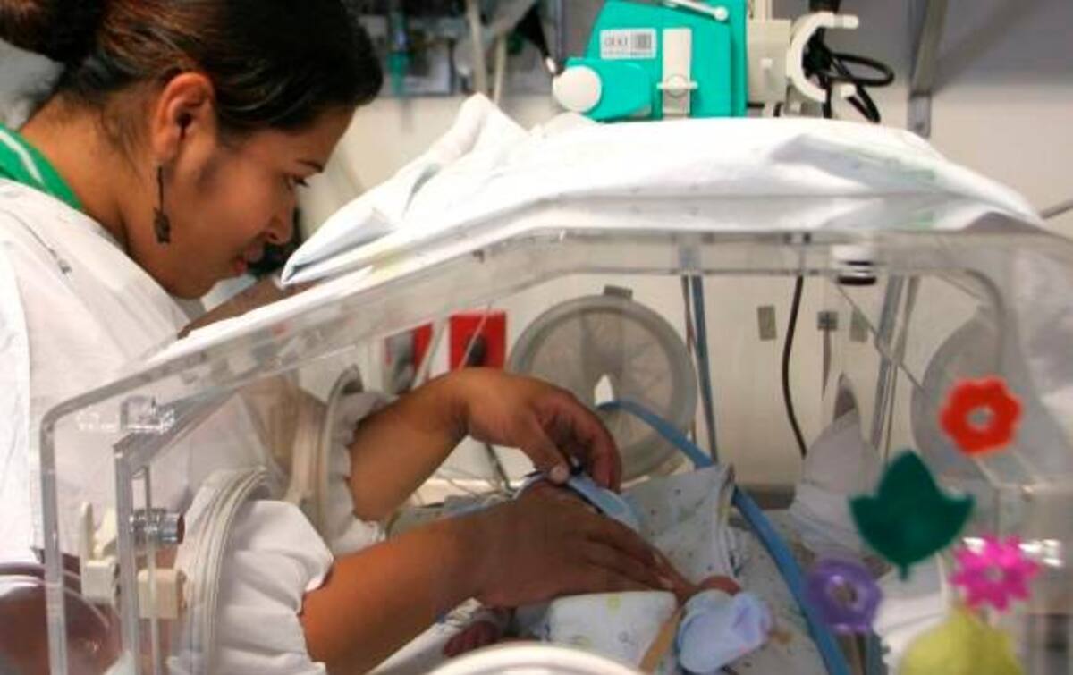 Juan José y Juan Felipe Palacio García serán llamados los gemelos siameses que con siete días de nacidos fueron separados con éxito el pasado viernes y se recuperan en el Hospital San Vicente Fundación de Medellín. COLPRENSA