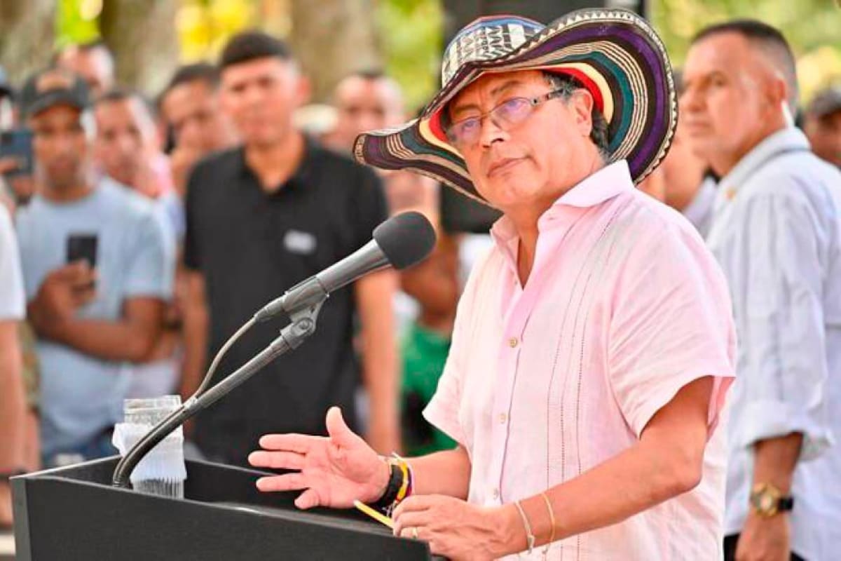 Petro anuncia que habrá importante reunión de banqueros en Cartagena