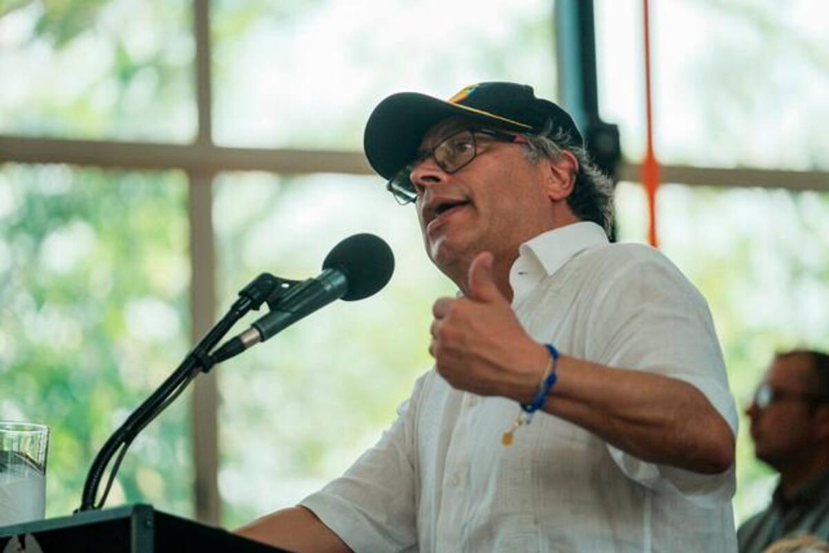 Presidente Petro asegura que Barbosa lidera golpe de estado en su contra