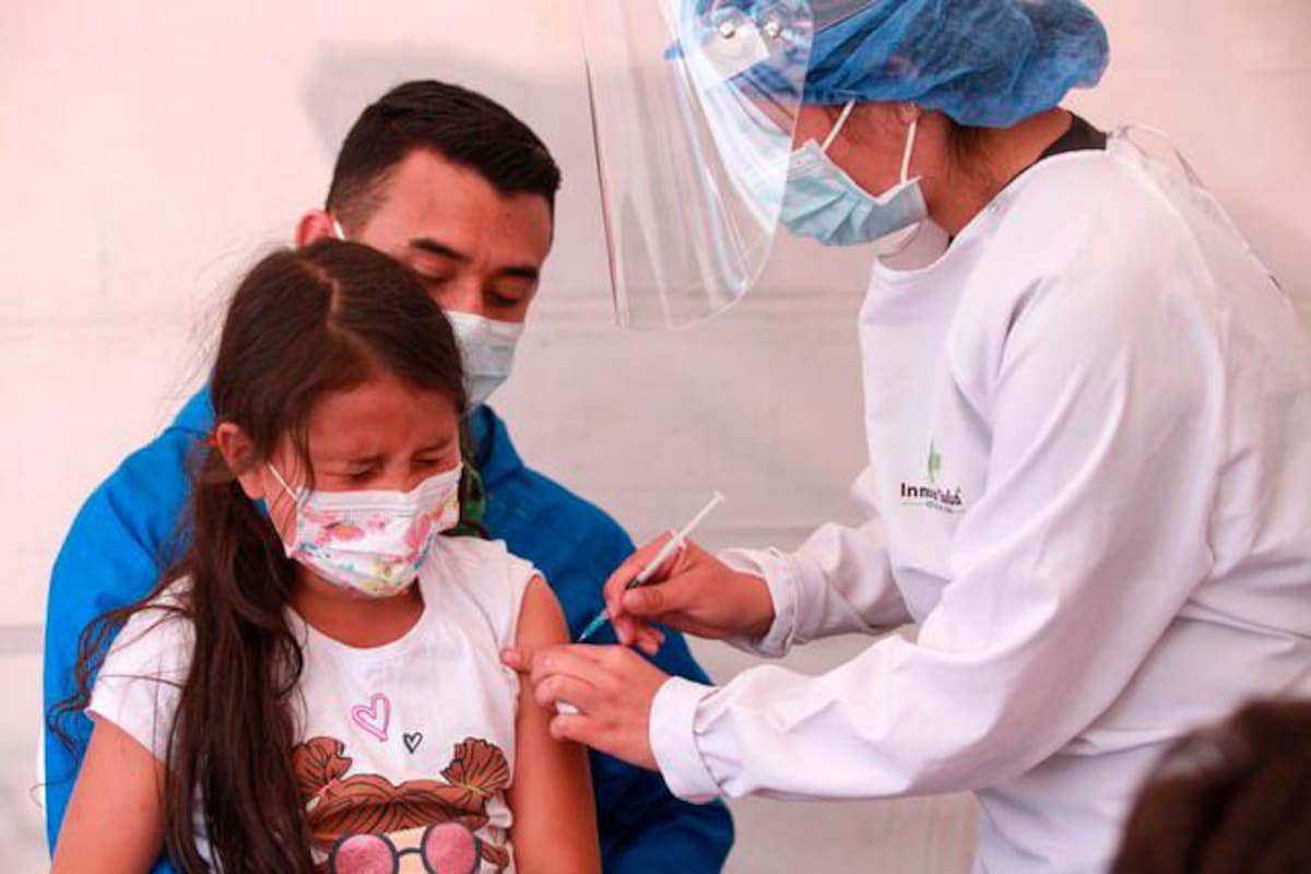 Llamado de atención a padres: la vacunación COVID en la niñez sigue baja