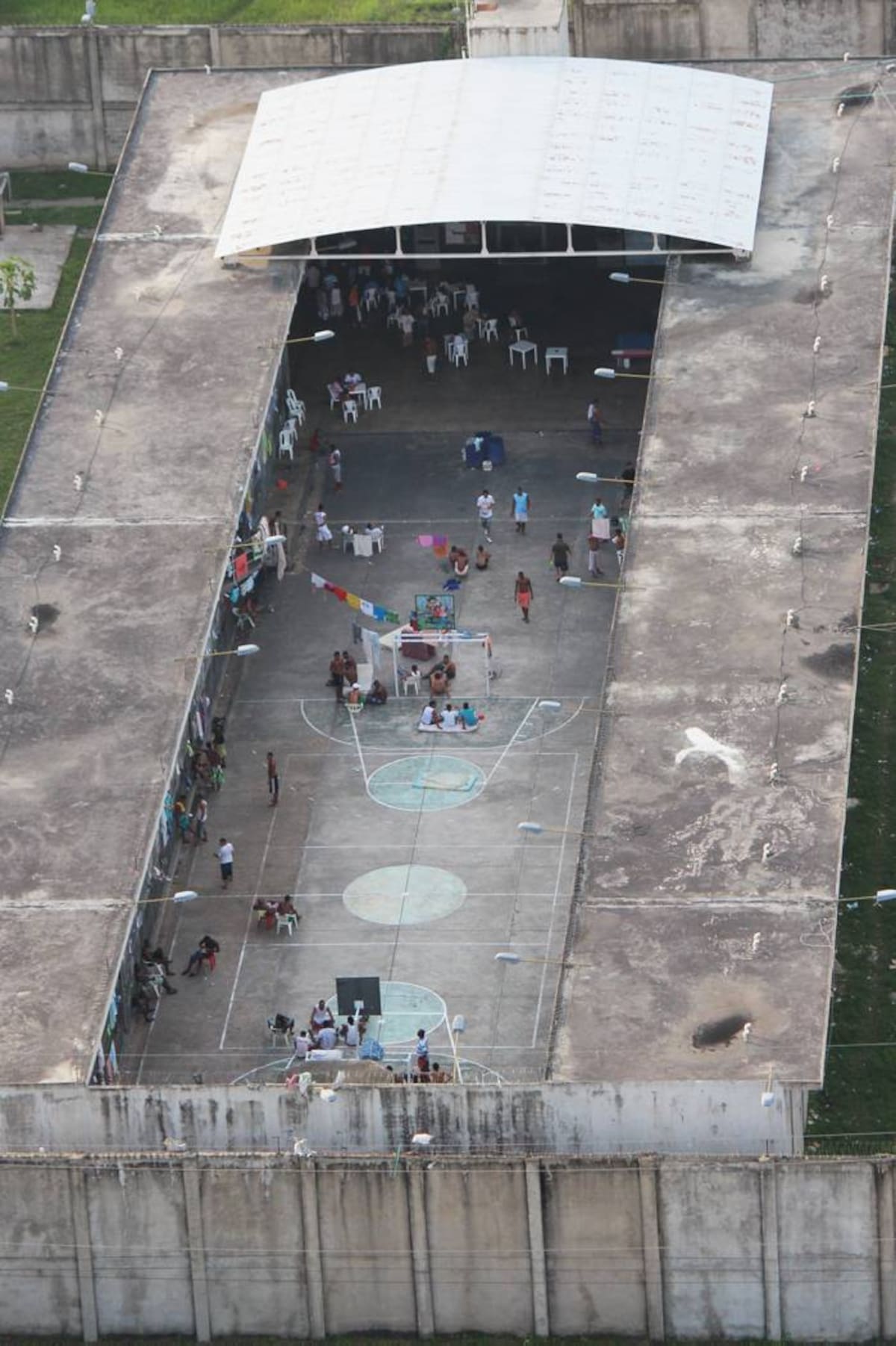 Aspecto aéreo de un pabellón de la Cárcel de Ternera en Cartagena.