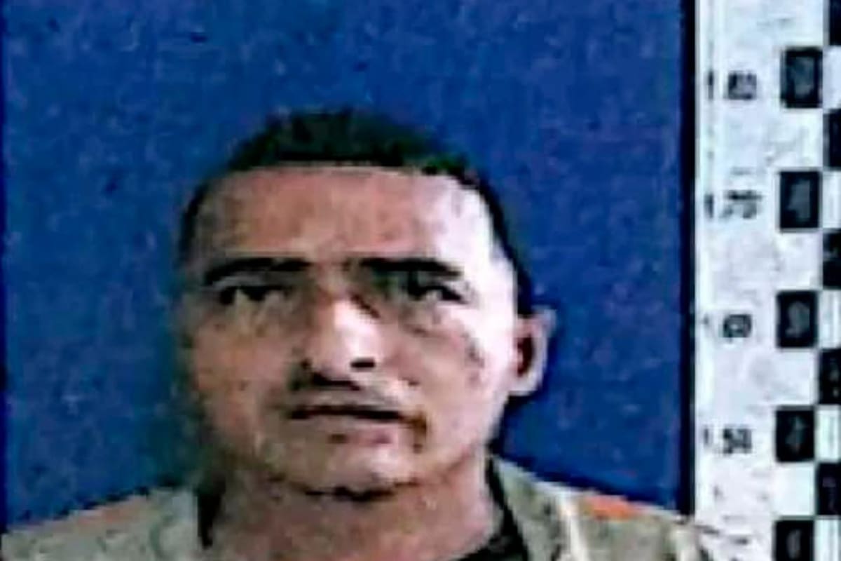 Condenado a 29 años por asesinato se fuga de prisión: autoridades lo buscan