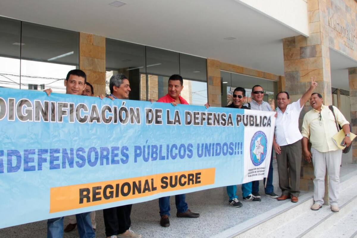 Defensores públicos de Sucre se acogieron a paro nacional y realizaron plantón
