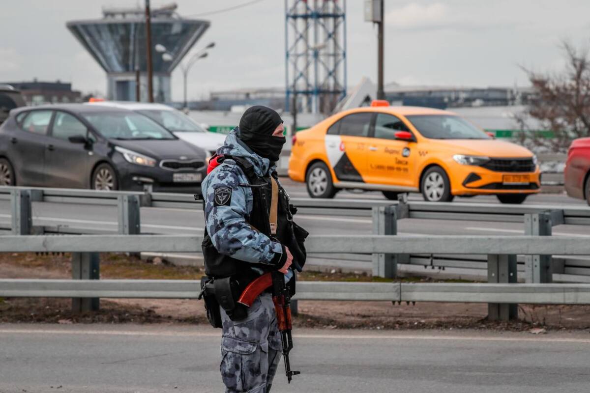 Extranjero detenido reconoce que suministró armas a los terroristas de Moscú