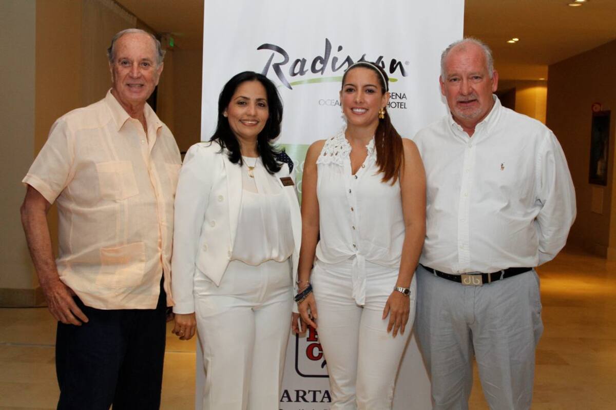 Luis Eduardo Mayne, Eliana Arteta, Carolina López y Sam Logan. Fotos: Maruja Parra/El Universal/