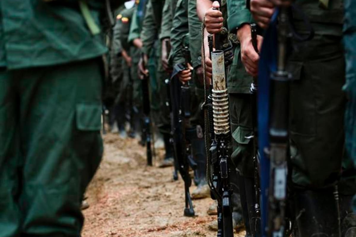 Multa por pelear, regla de convivencia impuesta por disidencias en Antioquia