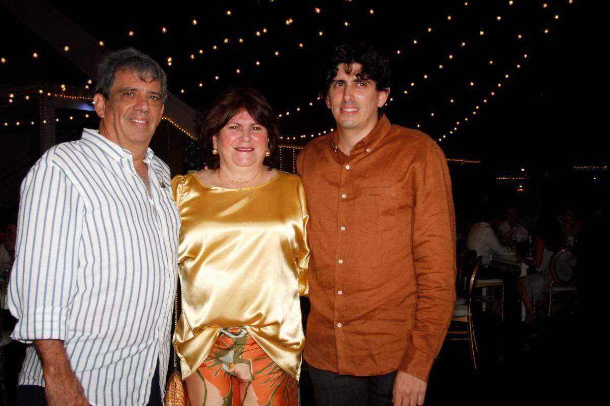 Rodolfo Porto, Vilma Franco y Jacobo Porto.