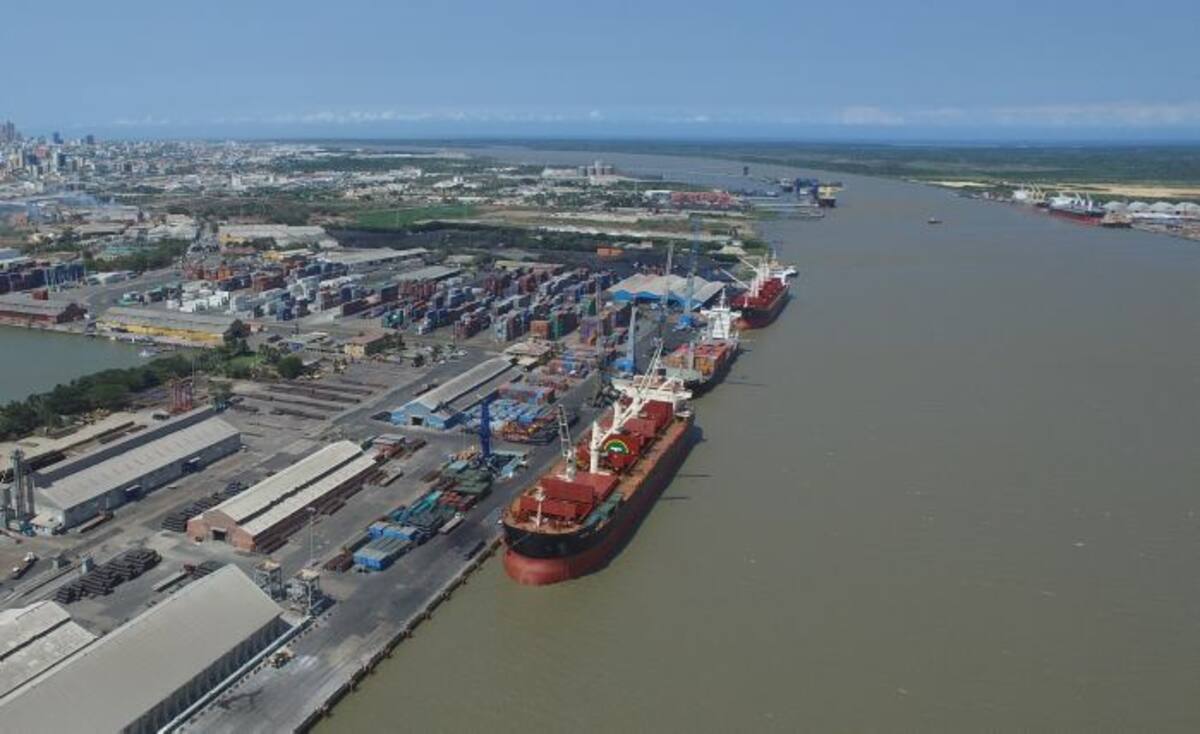 Expertos aclaran el efecto que tiene el Fenómeno de El Niño sobre el Río Magdalena y su incidencia en la entrada de buques de carga hacia los puertos del canal navegable. Jairo A. Cárdenas A. - El Universal
