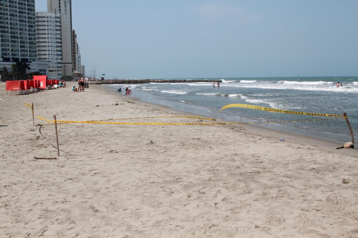 Un ahogado y ocho rescates en el mar durante el puente festivo