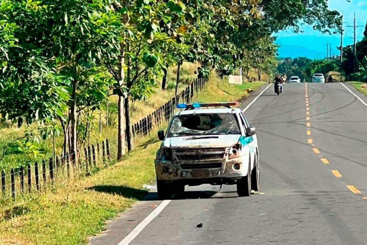 Hay tres uniformados lesionados tras ataque con explosivos a patrulla en Turbo