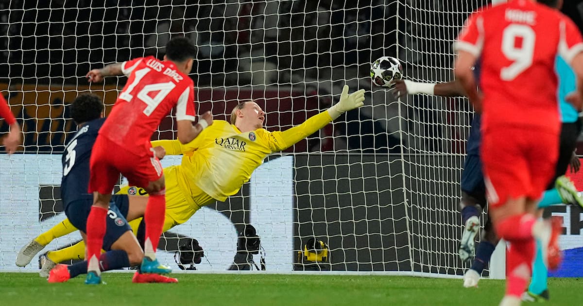 Golazo de Luis Díaz al PSG fue elegido como uno de los mejores en la Champions